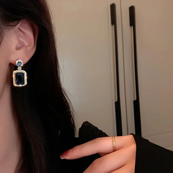 Beautiful Cubic Zirconia Earrings - Image 4